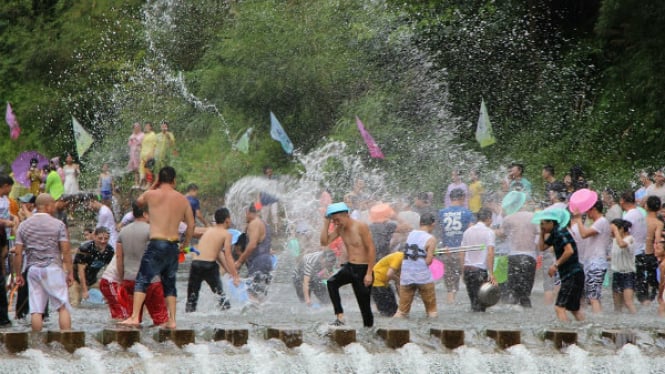 Rayakan Songkran, Tahun Baru Penuh Sukacita ala Kamboja